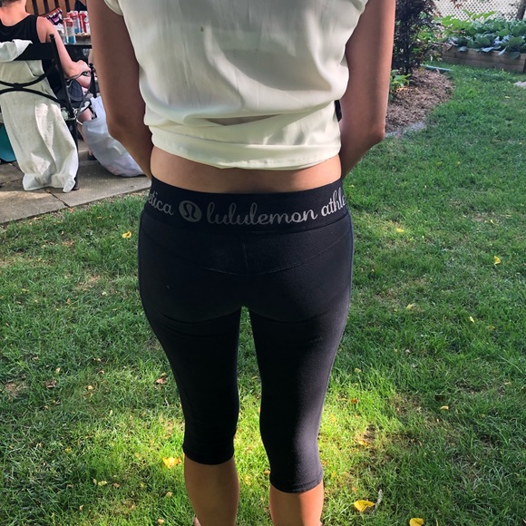 Lululemon capris workout pants - Picture 11 of 12